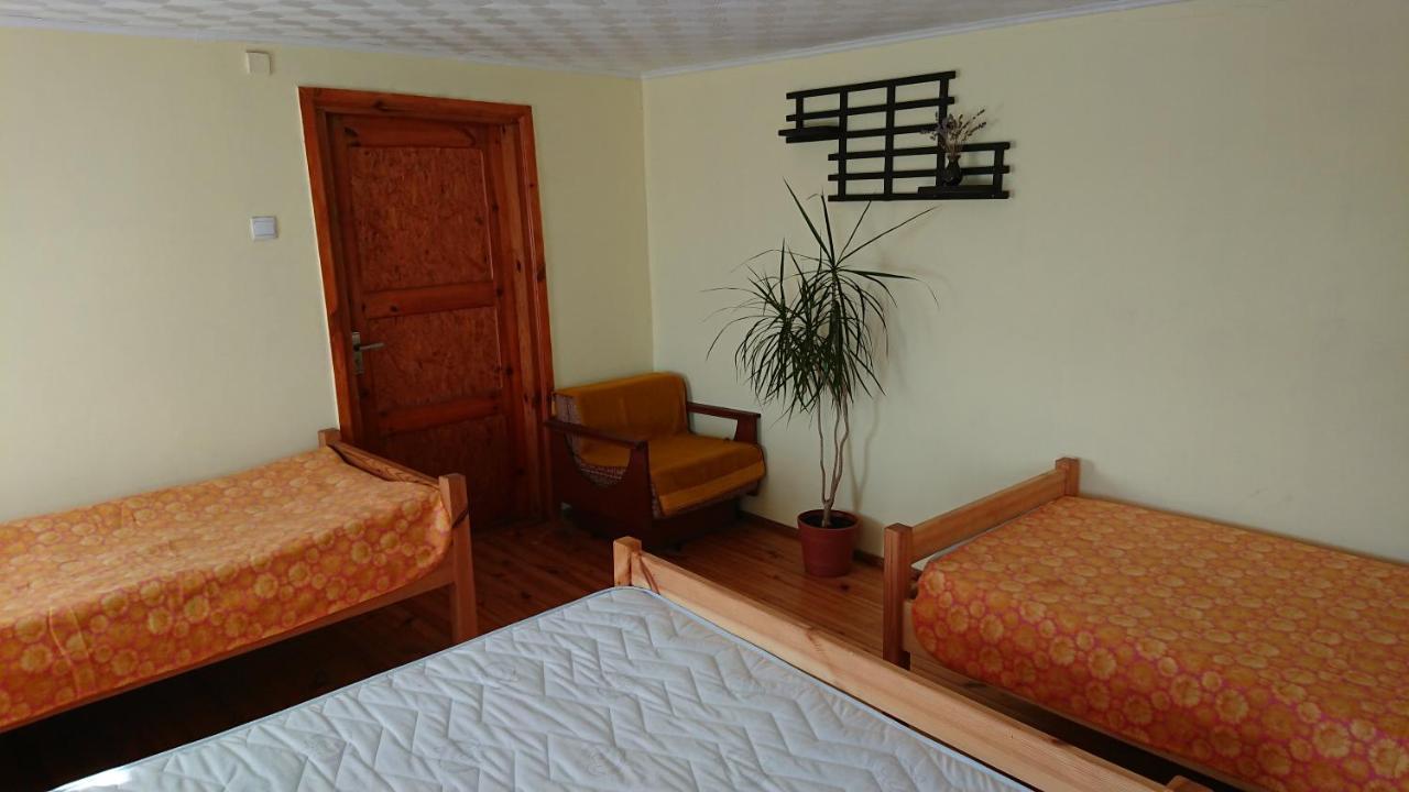 Dzivoklis Pirmie Zalmezi Apartamento Jurkalne Exterior foto
